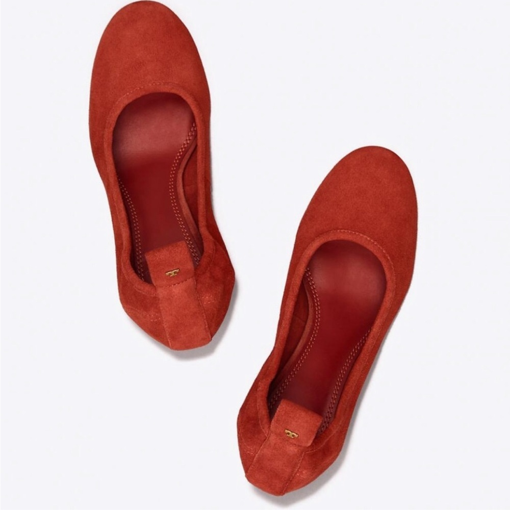 Tory Bruch Therese 65MM Pump Suede Veg size 9.5